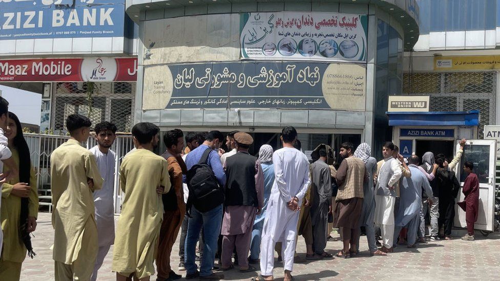 buff.ly/3rQjD4k Afghan Banks on World’s White List: Ministry of Commerce & Industry