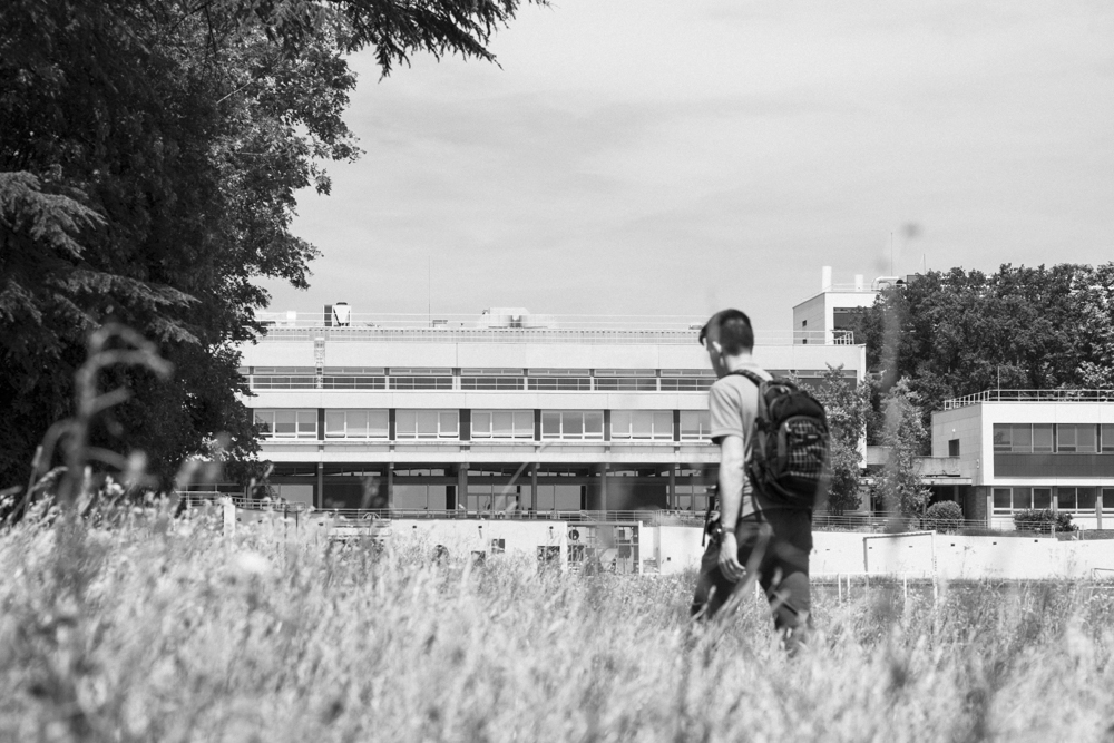 CentraleLyon's tweet photo. ☀️ L'École ferme ses portes en aout : les réseaux sociaux se déconnectent et le campus se met au ralenti...

En attendant, retrouvez toutes les informations pour les inscriptions et l'organisation de la rentrée sur notre site web.

➡️https://t.co/iRNzHnQ2KW https://t.co/yE8gU3xNYL