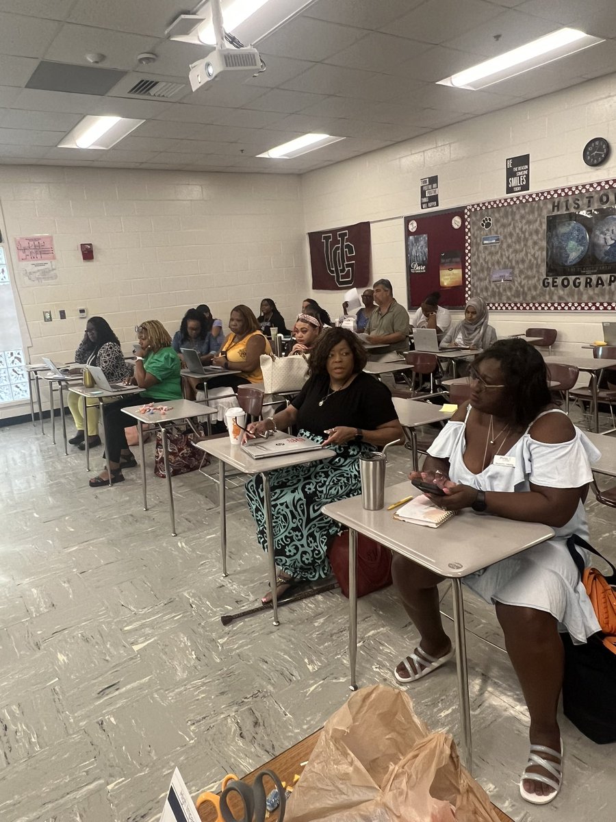 TaritaRoussell's tweet photo. First time ELA presenters at district preplanning PD. Preparing to teach high-impact instructional strategies. @harrietsteed1 #BuildingPowerfulReaders #LiteracyinHenry https://t.co/AjAAo8lXdS