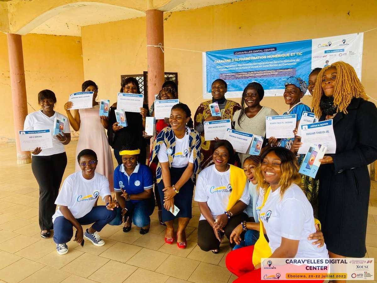 Phase 1 du projet Cav'Elles validée à Ebolowa du 19 au 22 Juillet 2023. 35 femmes formées à l'utilisation des TIC dans leurs activités entrepreunariales. <a href="/lucie_nkoa/">Nkoa lucie</a> formatrice du module communication visuelle et stratégie marketing.<a href="/AfricanWITS/">African Women In Tech Startups</a>