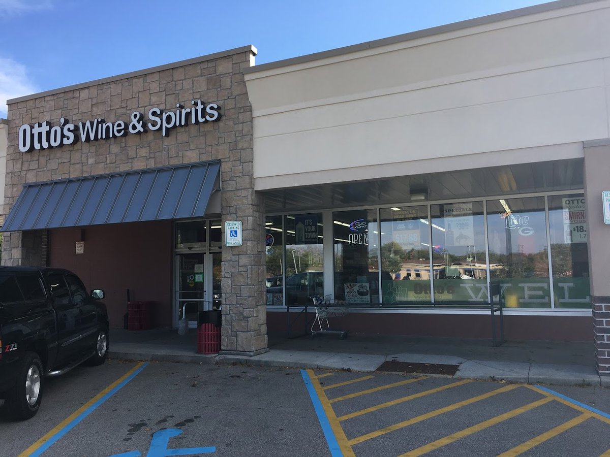 StandardDistill's tweet photo. Stop by at any 3 of our samplings today:
Ottos Wine + Spirits, Menomonee Falls from 3-5
Ottos Wine + Spirits, Brown Deer from 5-7
All day on the golf course at The Club at Strawberry Creek in Kenosha.
Come try some of our spirits!
#centralstandard #pourready #craftedtogather https://t.co/HhCp9IeLs7