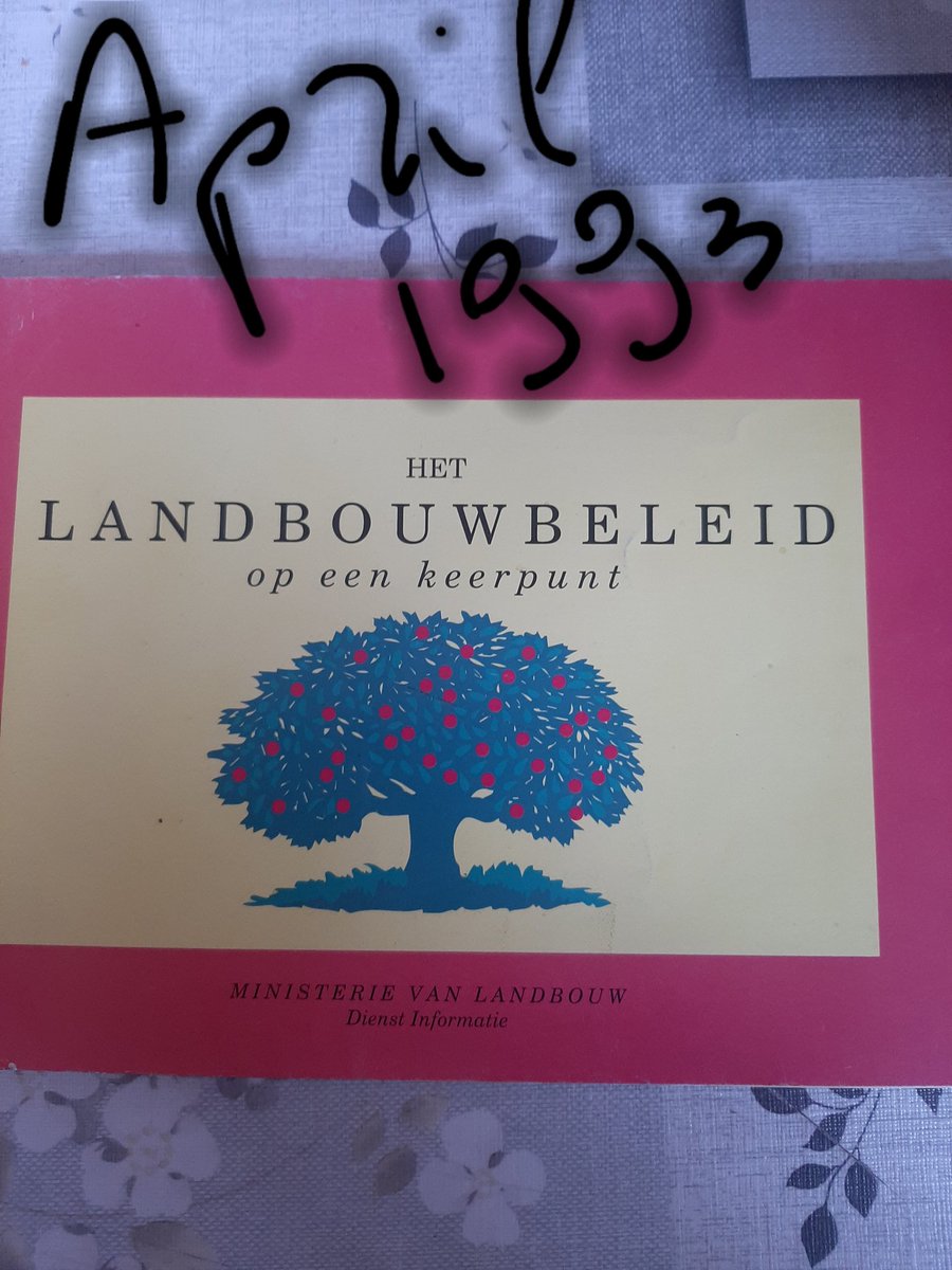 PhilipFleurbaey's tweet photo. Het nieuwe GLB in 1993 ... 
30 jaar terug lagen de Europese doelstellingen helemaal anders. 
Boeren hebben goed geluisterd én geboerd en krijgen nu de rekening gepresenteerd! 
Het gaat snel ... https://t.co/J69s13CPpZ