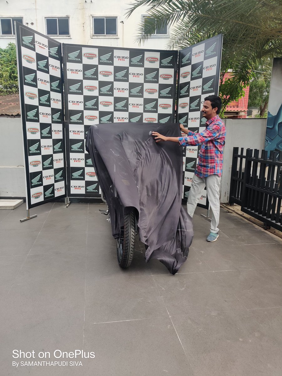 SmileMama6's tweet image. #hondabike #hnesscb350 #smilemama #bike @BigWingAzamgarh