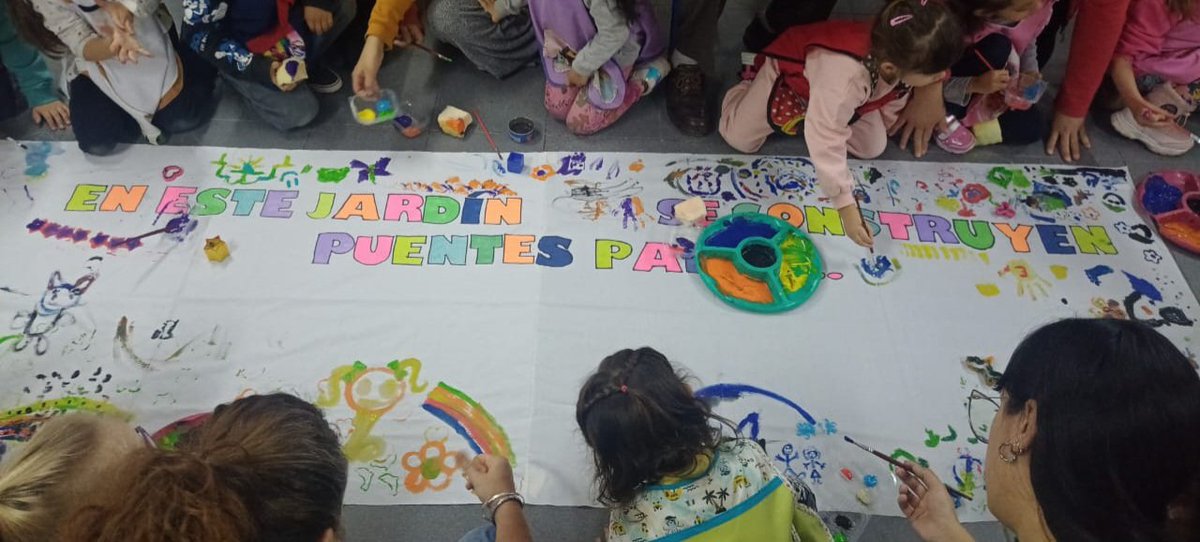 RFlutsch's tweet photo. #EducaciónInicial 🏫
#Hoy las salas de Nivel Inicial de la Escuela Primaria N°265 de Plottier, compartieron la propuesta pedagógica "Construyendo puentes".
#MinisterioGobiernoEducación
#CPE
#NeuquénProvincia https://t.co/FHm5zBVxgS