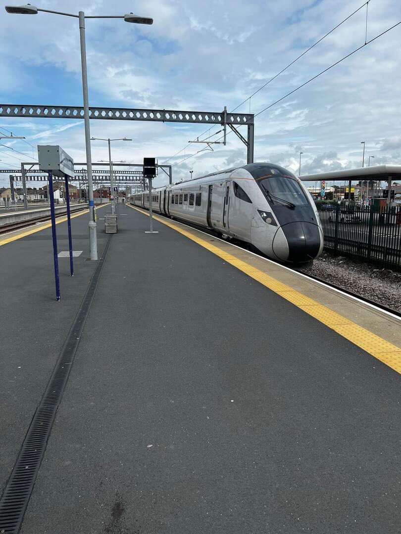 Class8xx's tweet image. 805 001 for @AvantiWestCoast has made it to Blackpool today seen here by group member Neil Watson many thanks for the pics.  @Clinnick1 @rail @HitachiRailENG #class805 #NewTrain #IEP