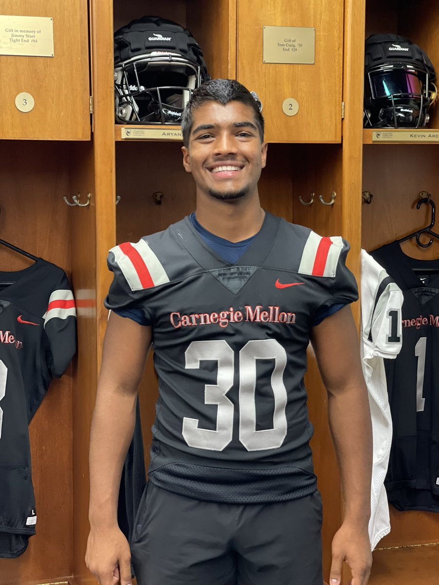 aneeshkurria_'s tweet photo. Had an awesome time visiting the prestigious Carnegie Mellon University earlier this week. Thank you to @CoachRyanLarsen and the staff for insight on the school and program as well as @Coach_Kay19 and Coach Gibboney for the tour around campus! @TartanFB https://t.co/mdfm5fFW8R