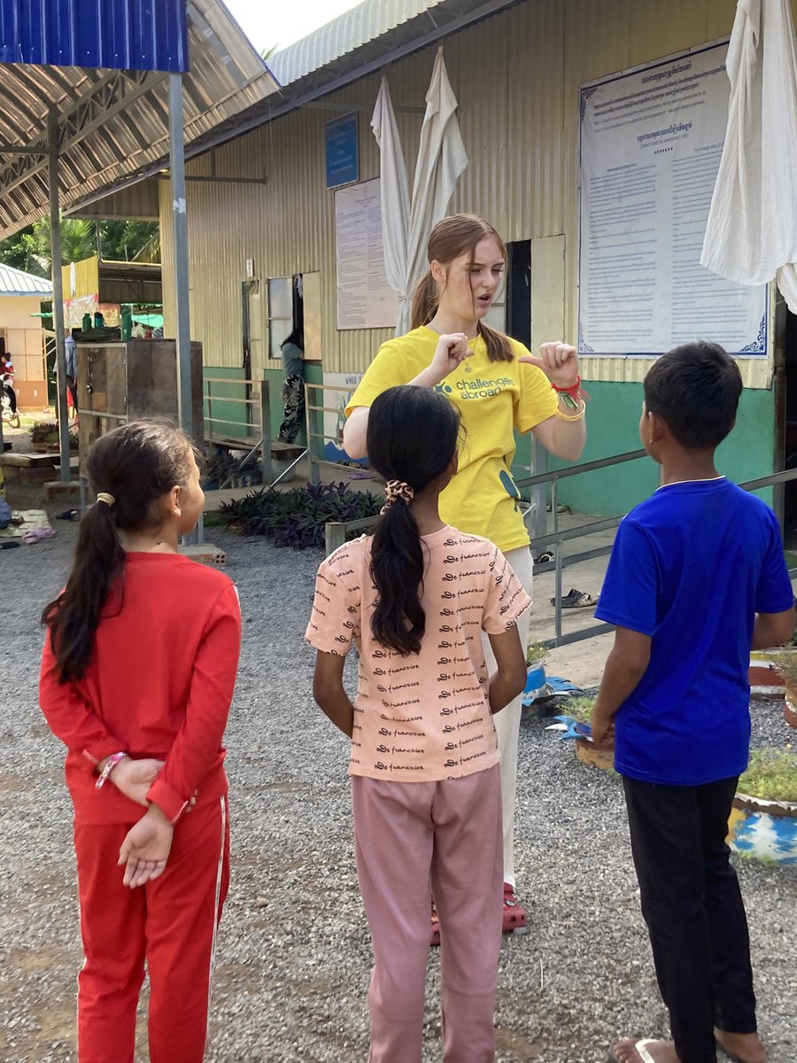 DT Dept Melksham Oak tweet media