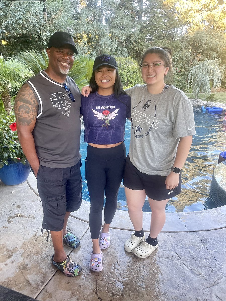 DeltaWBBall's tweet photo. ☀️End of summer vibes☀️ Saying good-bye to alumni, building new relationships, and getting ready for the next chapter. Nothing better than college athletics and being part of a team #futureisbright #Deltahoops #Dsquad #jucobasketball #teambonding https://t.co/s2GNbhZado