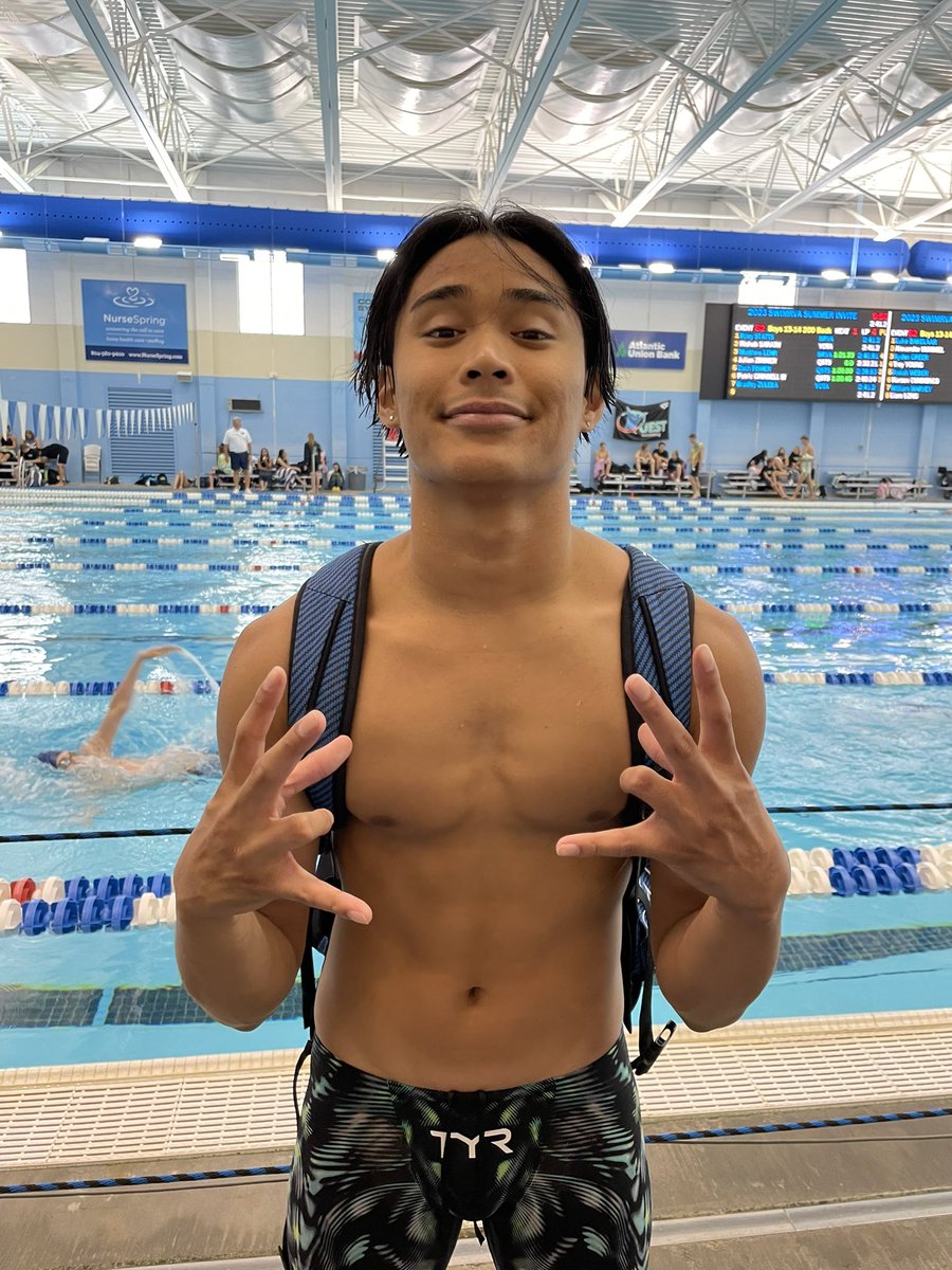 🚨DID YOU KNOW?🚨Patrick Puzon’s 24.25 free @ Senior Champs made him the 3rd Rapid in history to qualify for Winter Junior Nationals!! He &amp; Christine Datovech are set to attend the 18 &amp; under national meet in Dec!  Ghost pepper level 🌶️ Patrick!! Congrats &amp; let’s KEEP RISING!! 🔥