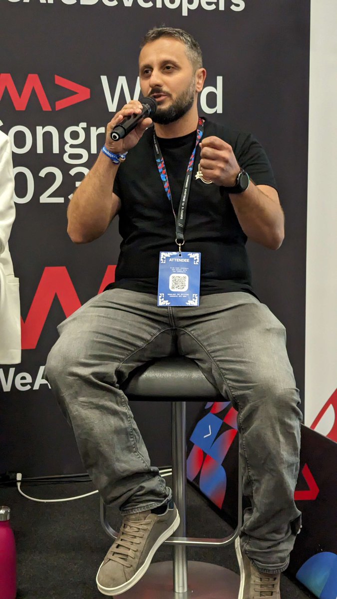 BeerjsSk's tweet photo. 🎉 Exciting News! 🎉 Our member Darko is joining a panel discussion on "Why Join a Developer Community"! 🚀👨‍💻 Don't miss out! #DeveloperCommunity #PanelDiscussion #TechTalks https://t.co/cQcEnctu7Y