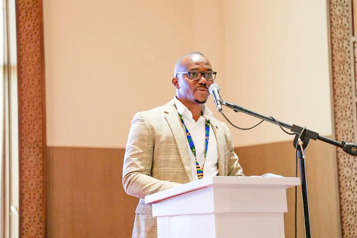 SolutionstagL's tweet photo. We officially announce the winner of the SolutionsTag Digital Innovation Poster  Contest  for the Zanzibar Energy &amp; Industry Summit is Mr. Mudathir Salum Ali from the State University of Zanzibar who was awarded and introduced by our Managing Director. #innovation #Sustainability https://t.co/TSYZMdgagu