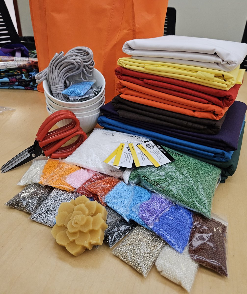 accessuofm's tweet photo. At #AccessUM, we are ready for the upcoming year of cultural activities. Beginning September 11, we will host a bi-weekly beading group for our Access students.

#UManitoba2023 #UMIndigenous #beadingismedicine #indigenousbeadwork https://t.co/9KZoWJlQx0