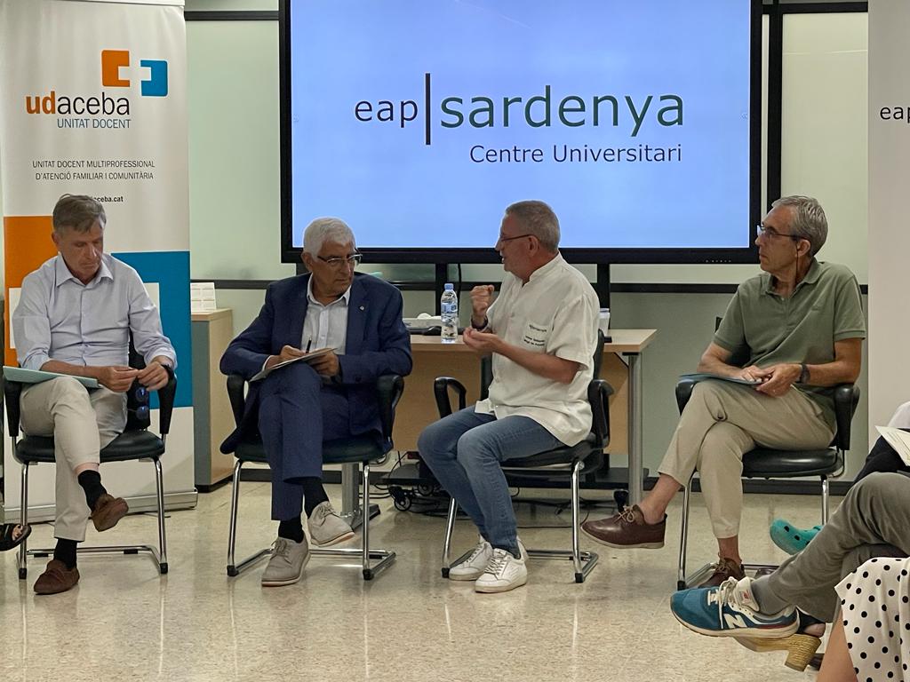 eapsardenya's tweet photo. 👉Som Centre d'Atenció Primària Universitari adscrit a la @UICbarcelona.
#docència #medicina #infermeria @UDACEBA
👉Centre impulsor de recerca amb #UnitatdeRecerca col·laborant amb @IIBSantPau.
#innovació

Gràcies a Drs. Balaguer, Ors i @JordiSwis per acompanyar-nos. https://t.co/mN8XvyoD5F
