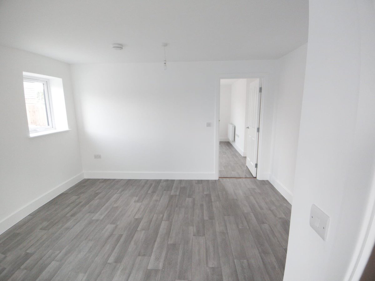 Work in progress over at Barrow Hall Road. The site team will be carrying out decoration works to all 120 properties. A selection of one, two, three, and four bedroom homes based in Wakering, Essex.
 <a href="/DuluxTrade/">Dulux Trade</a> <a href="/HigginsHomesPLC/">Higgins Homes</a>