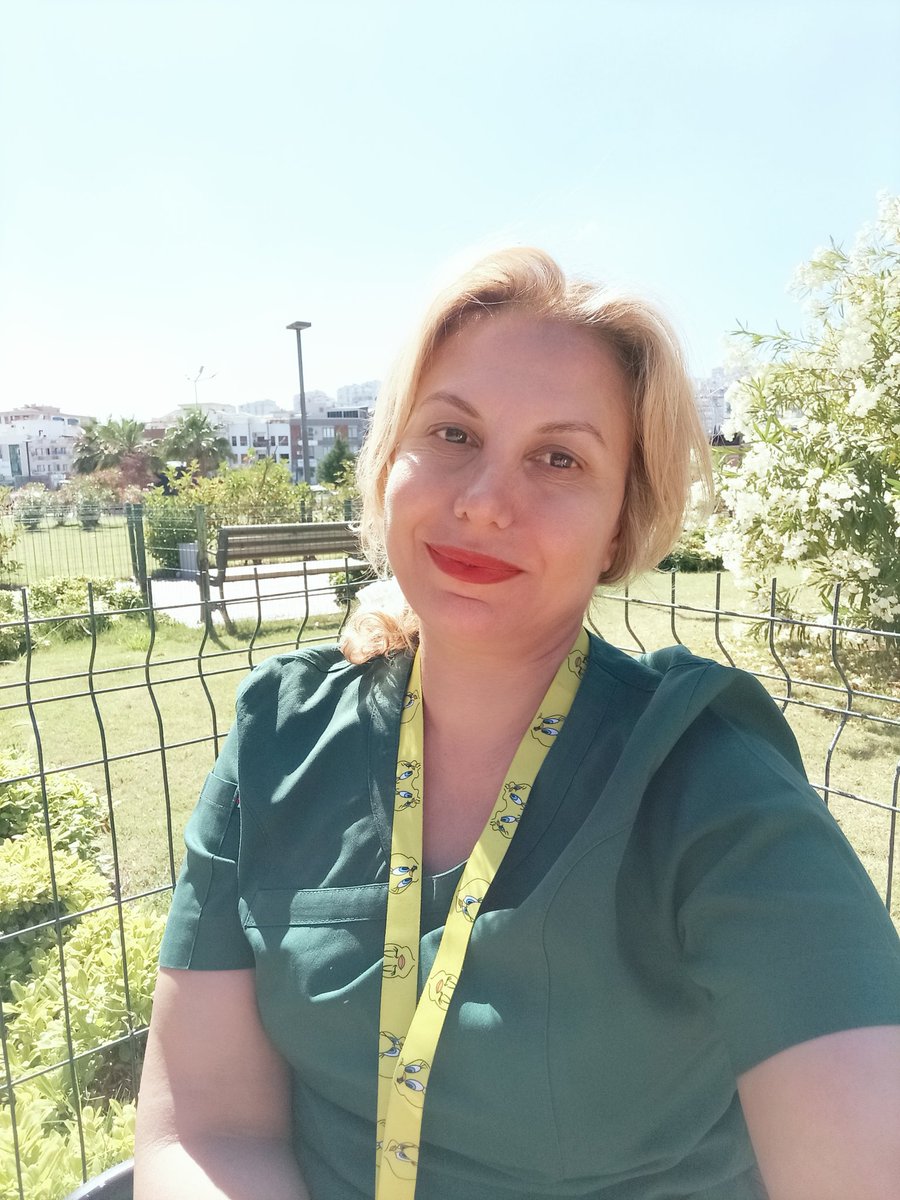 DGSOzlem's tweet photo. Ben inanıyorum ki çalıştığımız, emek verdiğimiz ve çok sevdiğimiz mesleğimiz 
#Hekim
#Hemşire
#Labtek
#Radyoloji
#Biyokimya ♾️ 

Maddi manevi karşılığını bulacak 
Hiç birimiz darp edilmeyi
Maddi olarak sıkıntı çekmeyi haketmiyoruz
#iyiaksamlar 
#KalpDamarCerrahisi
#Ameliyathane https://t.co/2bzvtKJBez