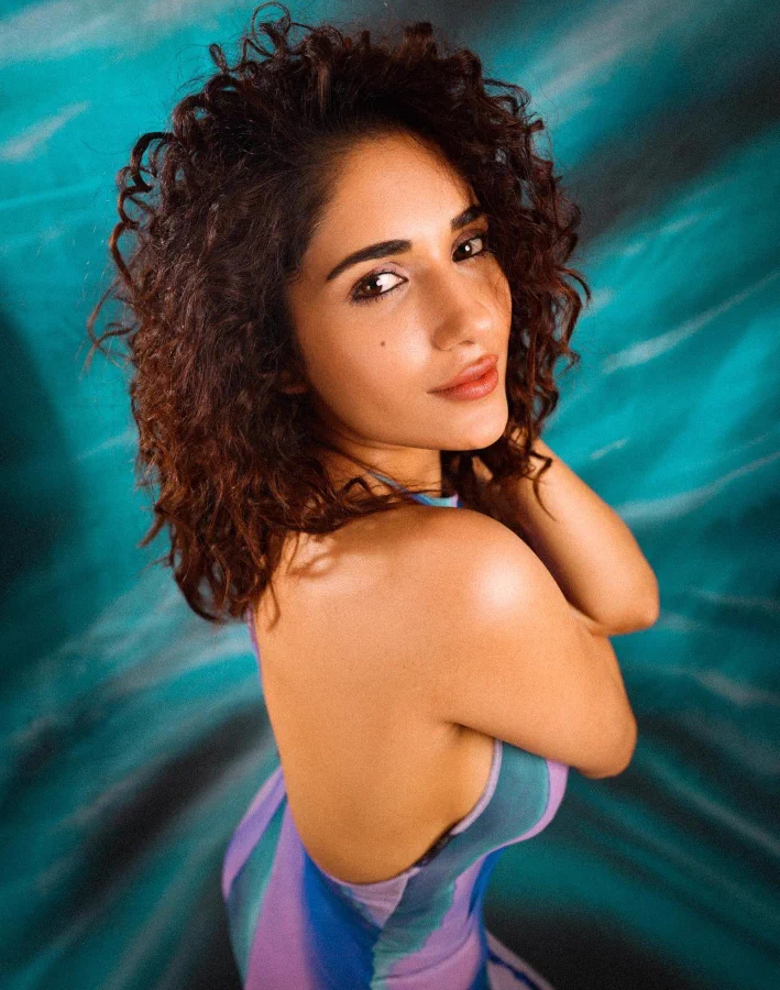 F2IhR0nWAAAvmLr?format=webp&name=900x900