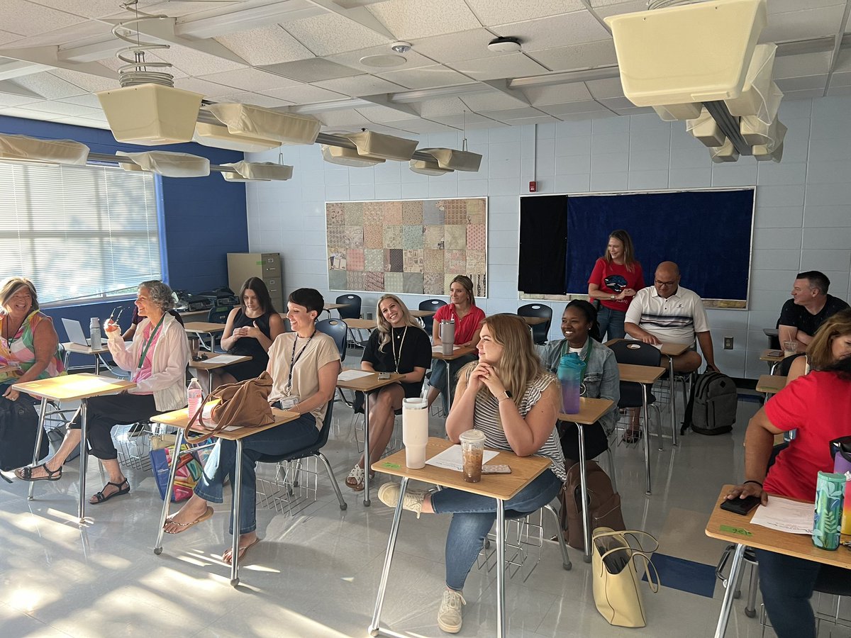 Michelle Garner (@mgarnerwbms) on Twitter photo BIG day at Webb Bridge today!! Sixth grade orientation excitement and welcoming new marigolds (staff) to our WBMS family!💙#TheWebbWay <a href="/WebbBridgeMS/">Webb Bridge MS</a> <a href="/FultonCoSchools/">FultonCountySchools</a> BIG day at Webb Bridge today!! Sixth grade orientation excitement and welcoming new marigolds (staff) to our WBMS family!💙#TheWebbWay <a href="/WebbBridgeMS/">Webb Bridge MS</a> <a href="/FultonCoSchools/">FultonCountySchools</a>