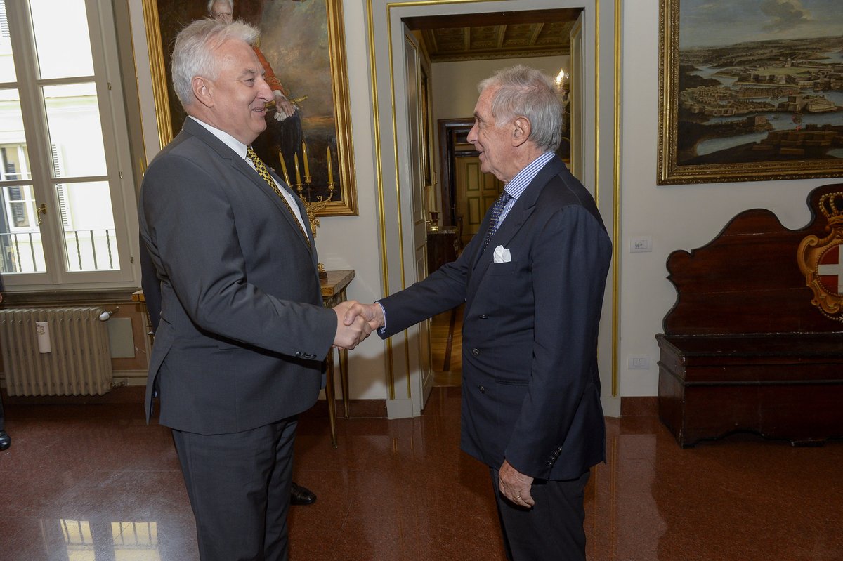 orderofmalta's tweet photo. The Grand Chancellor of the Sovereign #OrderofMalta, Riccardo Paternò di Montecupo, and the Deputy Prime Minister of the #Hungary, Zsolt Semjén, met today in Rome, at the Magistral Palace.
https://t.co/0w8zuXXiTo https://t.co/9DT28rinIQ