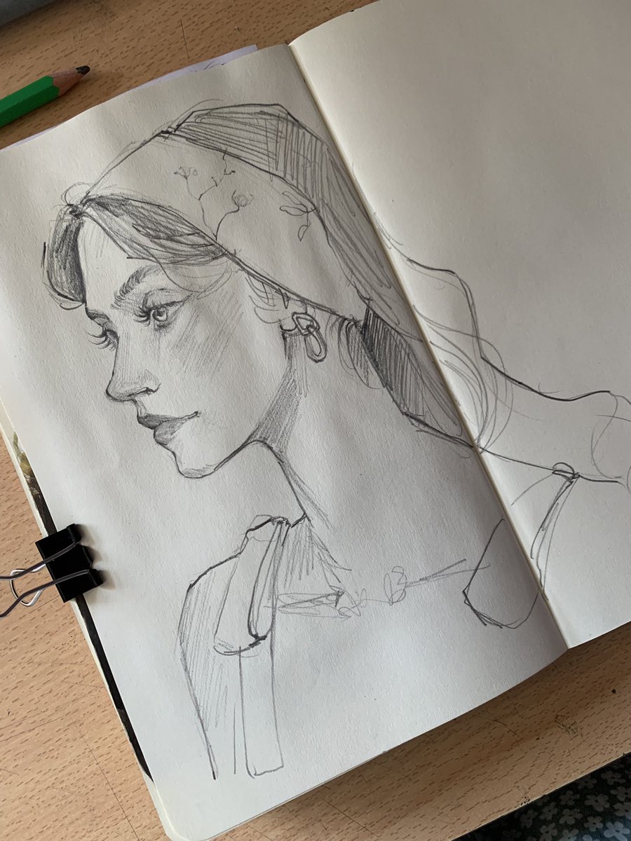 softariel's tweet photo. 10 mn sketch https://t.co/QRC8tX8gtd
