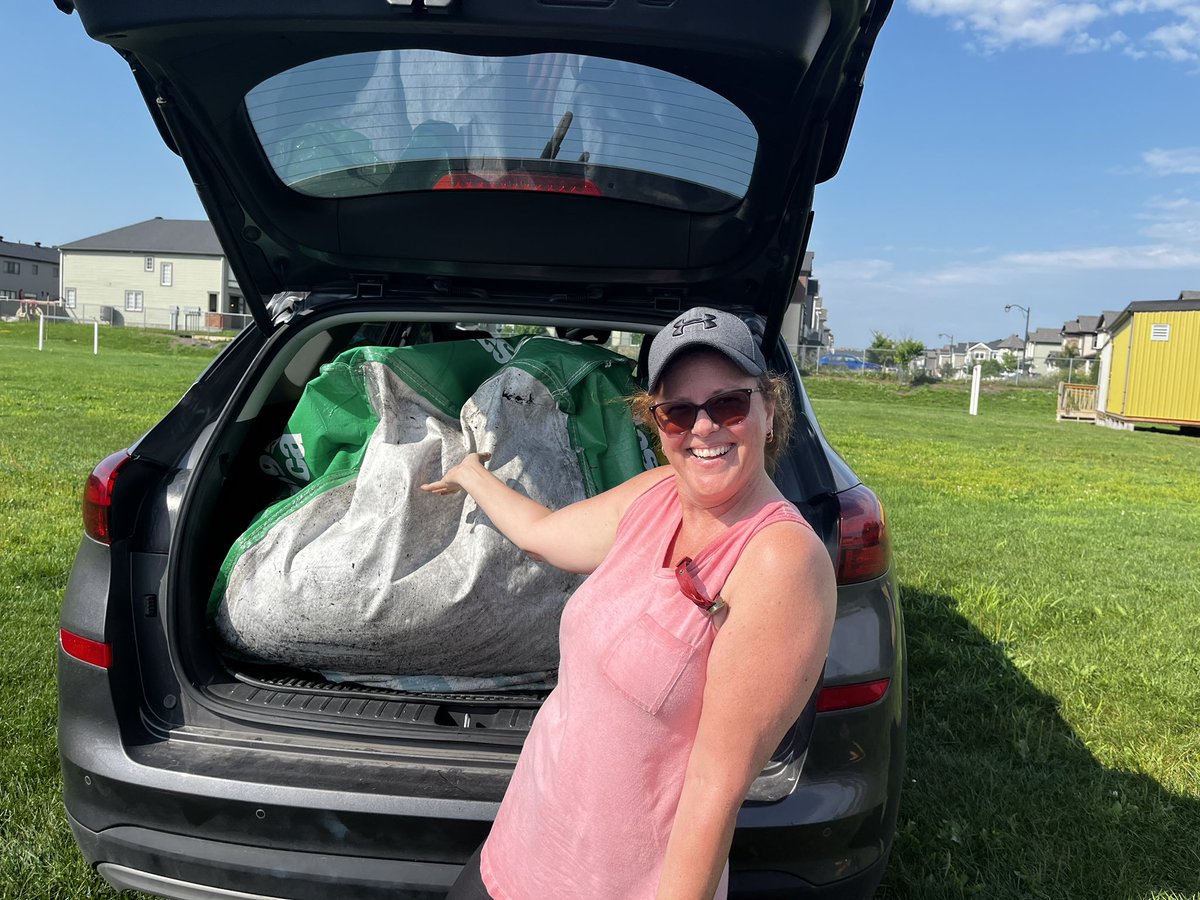 StBenedictOCSB's tweet photo. The grounds around the beds are covered &amp; ready for @StBenedictOCSB students #ocsbeco club to spread the rest of the mulch in September. 
Lots of creative problem solving today instead of just 1 wheelbarrow! #ocsboutdoored #ocsb 🌱🪴🫛👩🏼‍🌾🧑🏾‍🌾👨🏼‍🌾 https://t.co/lIALgBTmHZ
