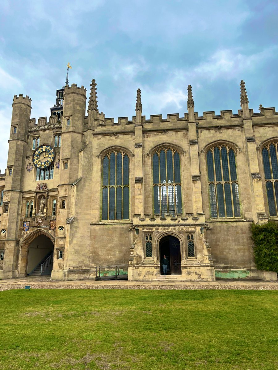 GraceLSDavidson's tweet photo. Händel ❤️ Dixit Dominus & Coronation Anthems today @TrinCollCam chapel #Cambridge with @lanuovamusica conducted by my old @RoyalAcadMusic pal @dbatesconductor I haven’t sung in this chapel since the wedding of my dear friends @clarewilkinson & @bartvanreyn 😍 #localgig 🎶😊 https://t.co/TSUllI0ybU
