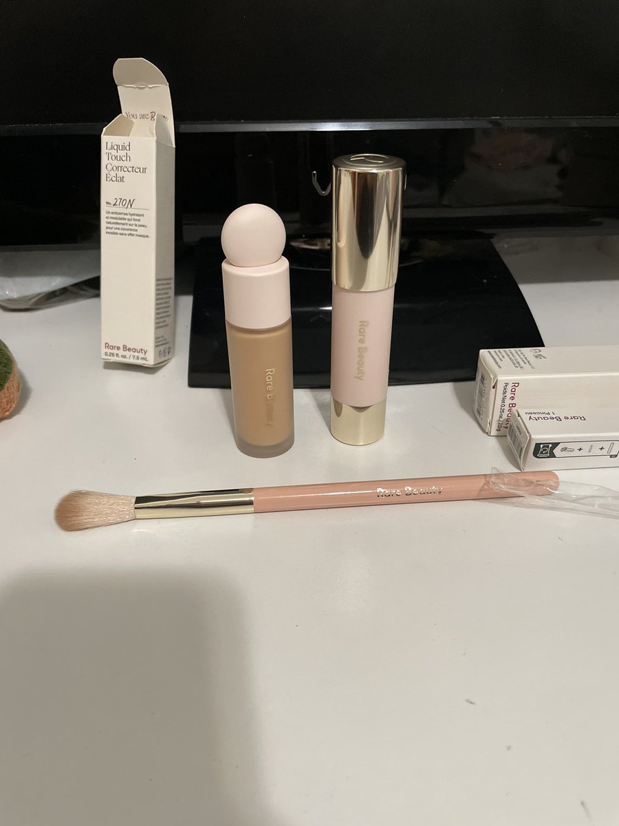 Justforfun11myb's tweet image. Yayyy I can’t wait to buy more!! @rarebeauty @selenagomez