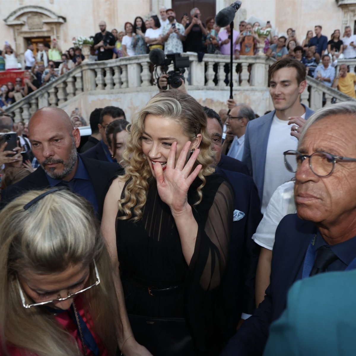 believevictimss's tweet photo. #inthefirefriday <3
(from the taormina festival, 2023) https://t.co/piwipaEjlc