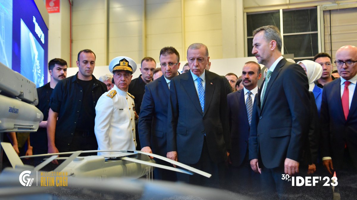 Cumhurbaşkanımız Sayın Recep Tayyip ERDOĞAN liderliğinde, savunma sanayimizin dünya sahnesinde elde ettiği milli başarılarla gururluyuz! Stratejik bağımsızlığımızı güçlendirmek için yürüttüğünüz milli üretim hamleleri, ülkemizi küresel platformda güçlü bir konuma taşıyor.