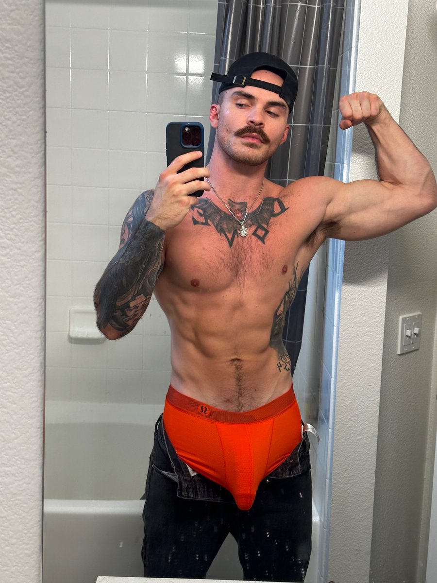 davidso6687's tweet photo. Mornin #fitness https://t.co/ykxWNqovMk