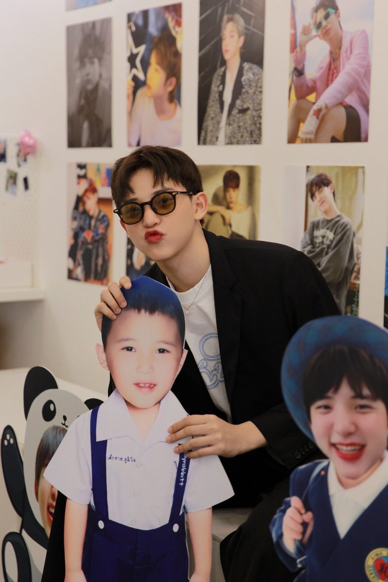 poomdct's tweet photo. วันนี้มีความสุขมากๆ ขอบคุณทุกคนทั้งที่ได้เจอกันและอวยพรมาใน #HappyPoommieY25 นะครับ ทุกคำอวยพรการ์ดทุกใบผมจะอ่านให้หมด ขอให้ทุกคนมีความสุขมากๆเหมือนกันนะครับ 💙 https://t.co/AlAblW4U2i
