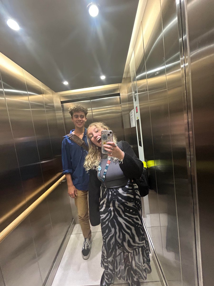 Elleni Cambridge SU tweet media