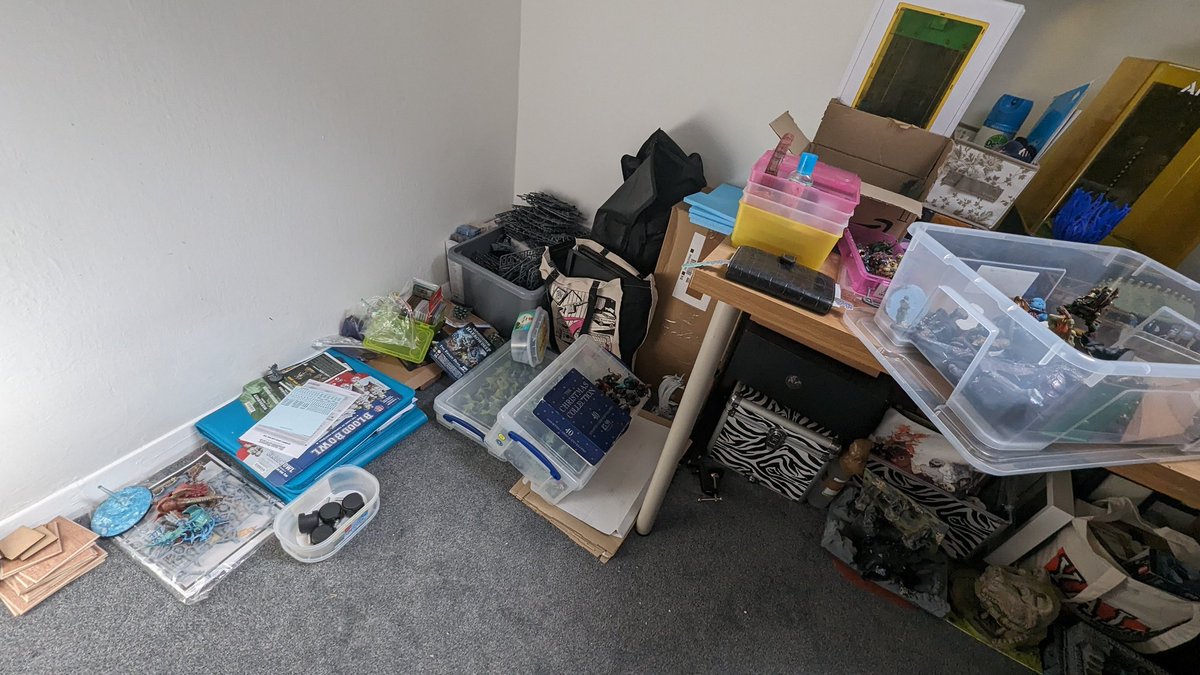 Anjuli (she/her) & the Doggos tweet media