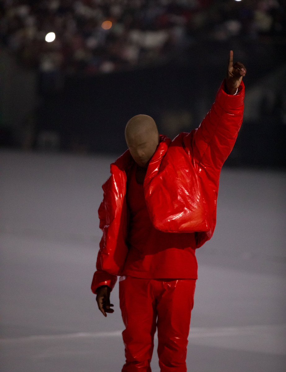 kanyestreams1's tweet photo. Utopia by Travis Scott is now at 110 countries having it #1 on Apple Music

The record is 152 set by Donda by Kanye West

17 countries currently have it #2 https://t.co/zAxlYailHn