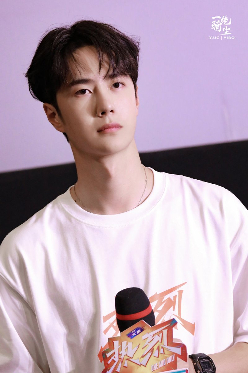 LunaMiu3's tweet photo. 💚 #WangYiBo #BoBeautiful 💚
Cục bông mềm mại 😍😚💚
Nhất Kỵ Tuyệt Trần chụp Bo đẹp lắm ấy 😍💚 https://t.co/RCjjWItpDV