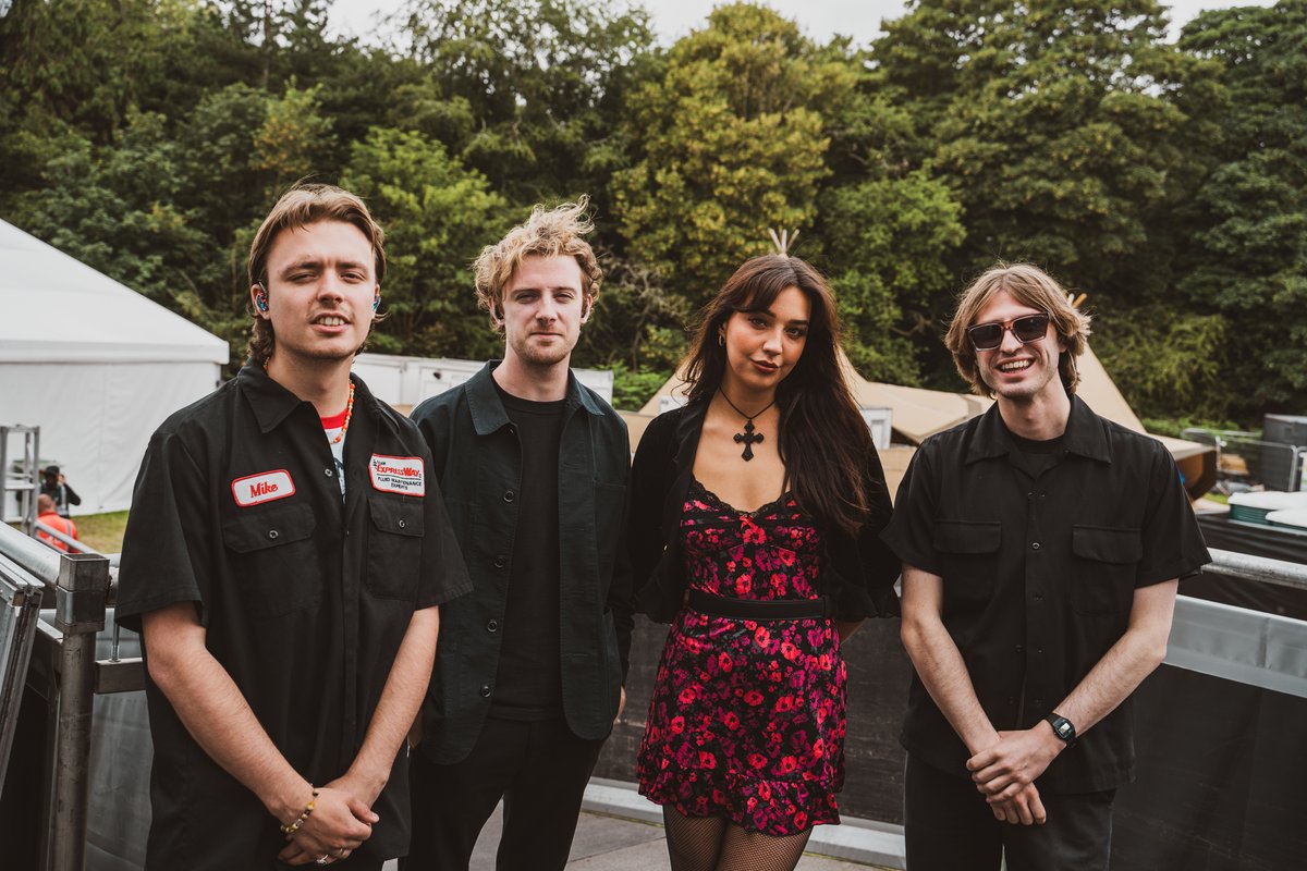 TheMysterines's tweet photo. WE R REEEEEEELIN’ @BelladrumFest 🏴󠁧󠁢󠁳󠁣󠁴󠁿 Roundin UP all sengaz, neds, an bamz✨. See you crazay kats in the morrow💋Xxxxxx

📸 : Sam McMahon https://t.co/3y3sXRVUbp