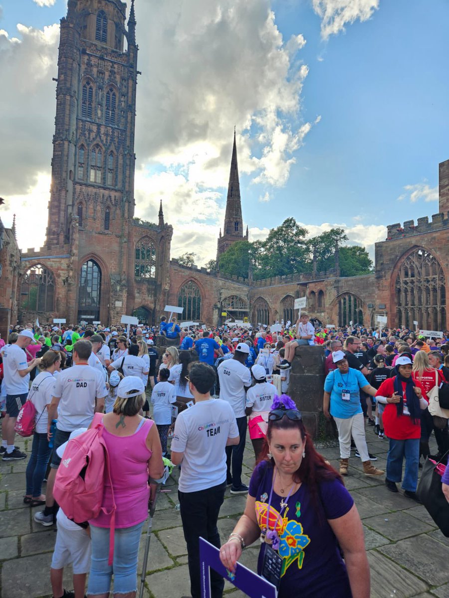 Kay Sybenga (@kaysybenga) on Twitter photo Honoured to attend the opening ceremony of the #BTG2023 last night and parade through Coventry with amazing donor families. Privileged to do the job I do! ❤️<a href="/NHSOrganDonor/">NHS Organ Donation💗🫀🫁</a> <a href="/DonorFamilyNetw/">DonorFamilyNetwork</a> <a href="/LisaWil17225435/">Lisa Wilson (Tom’s Mum)</a> Honoured to attend the opening ceremony of the #BTG2023 last night and parade through Coventry with amazing donor families. Privileged to do the job I do! ❤️<a href="/NHSOrganDonor/">NHS Organ Donation💗🫀🫁</a> <a href="/DonorFamilyNetw/">DonorFamilyNetwork</a> <a href="/LisaWil17225435/">Lisa Wilson (Tom’s Mum)</a>