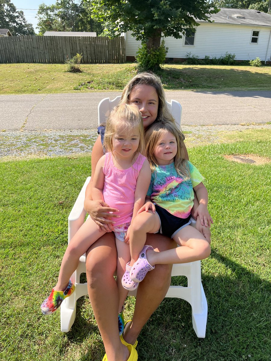 VictoriaPavon98's tweet photo. This counts as an art project, right?! Dad and I worked hard this week building a new fountain for our koi.  We transferred our fish from the old fountain to the new one today! We had the cutest supervisors this morning! 
#SCEsummerfunbingo https://t.co/rtrgHkkVgO