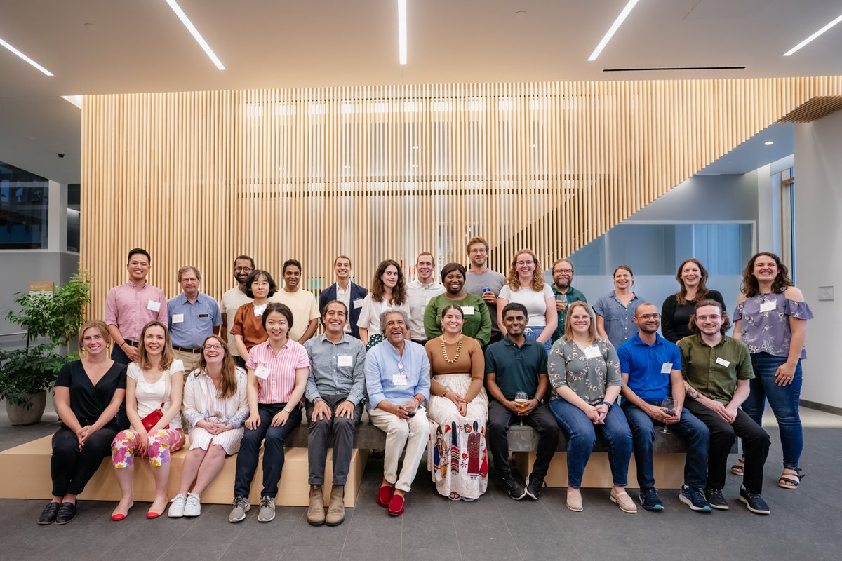 IrvingInstitute's tweet photo. We were thrilled to have 19 early-career energy &amp; climate researchers from across North America and across the disciplines join us in Hanover this week for our second New Energy Summer Summit! Thanks to everyone who shared their time &amp; ideas with us during this energizing week! https://t.co/hzZYNa8gwA