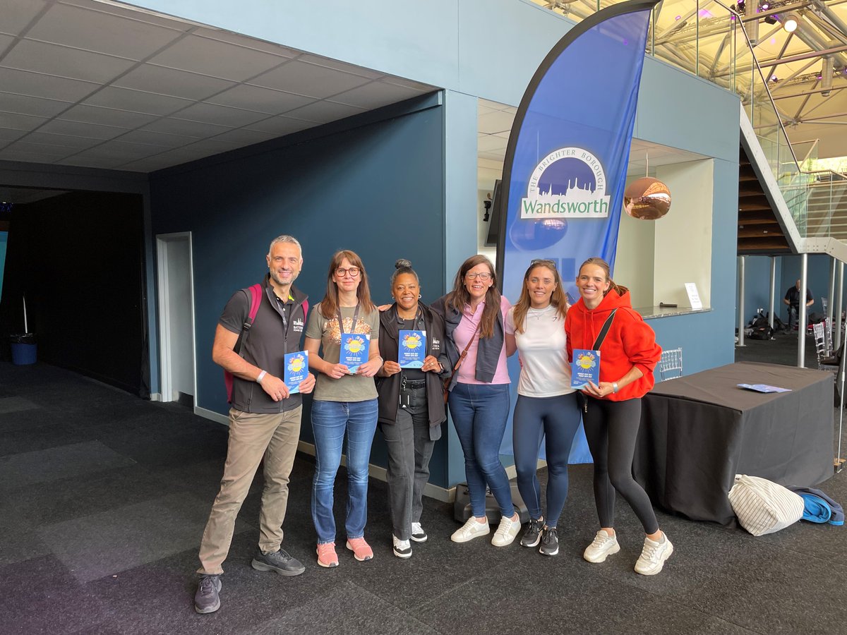 BatterseaPwrStn's tweet photo. This week, Team Battersea Power Station #volunteered with @BseaBss at The Big Play Out, to help thousands of children &amp; young people have fun in summer holidays. Colleagues have turned their hand to face painting, arts &amp; crafts, gardening &amp; sports coaching
#BatterseaSummerScheme https://t.co/bEV2IHVn34