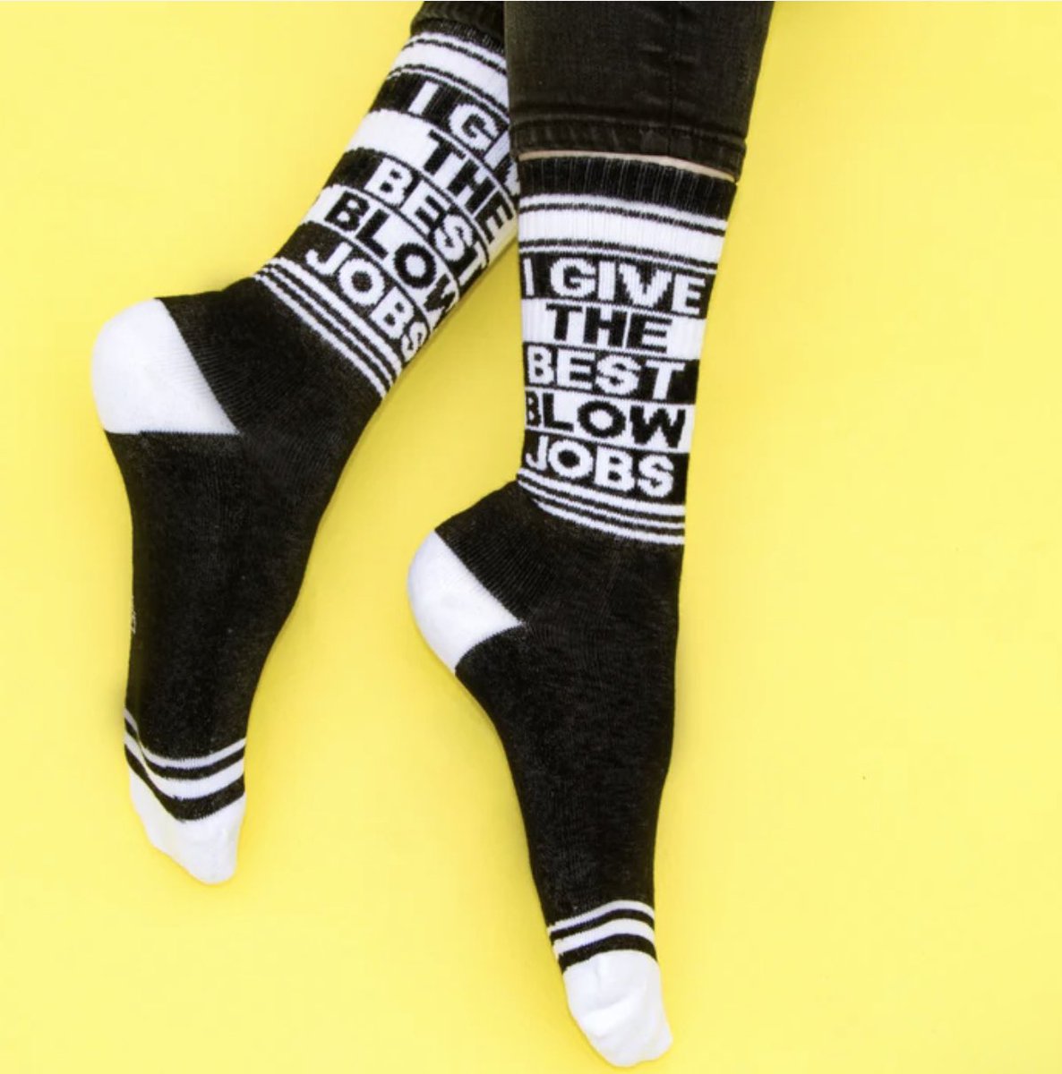 justncredible33's tweet photo. I found some new socks for you @notsam! @jimandsamshow https://t.co/u4dViGtF0L