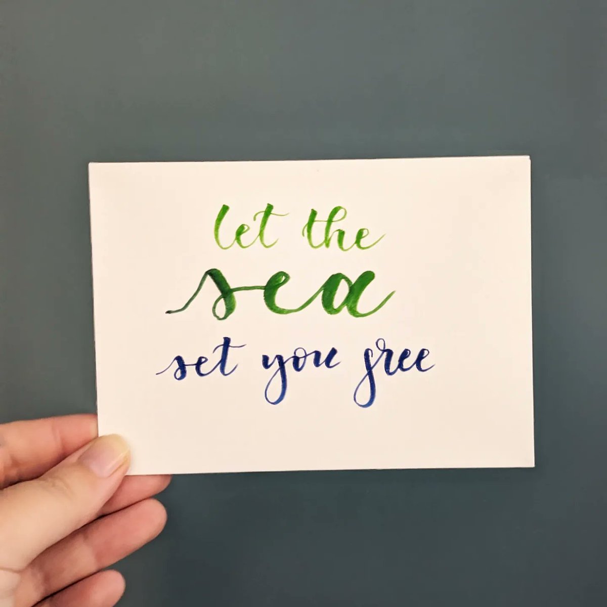 acornishgeek's tweet image. Let the sea set you free #LettersInMyStyle 

Playing with @penteluk twin brush pens again 🤓