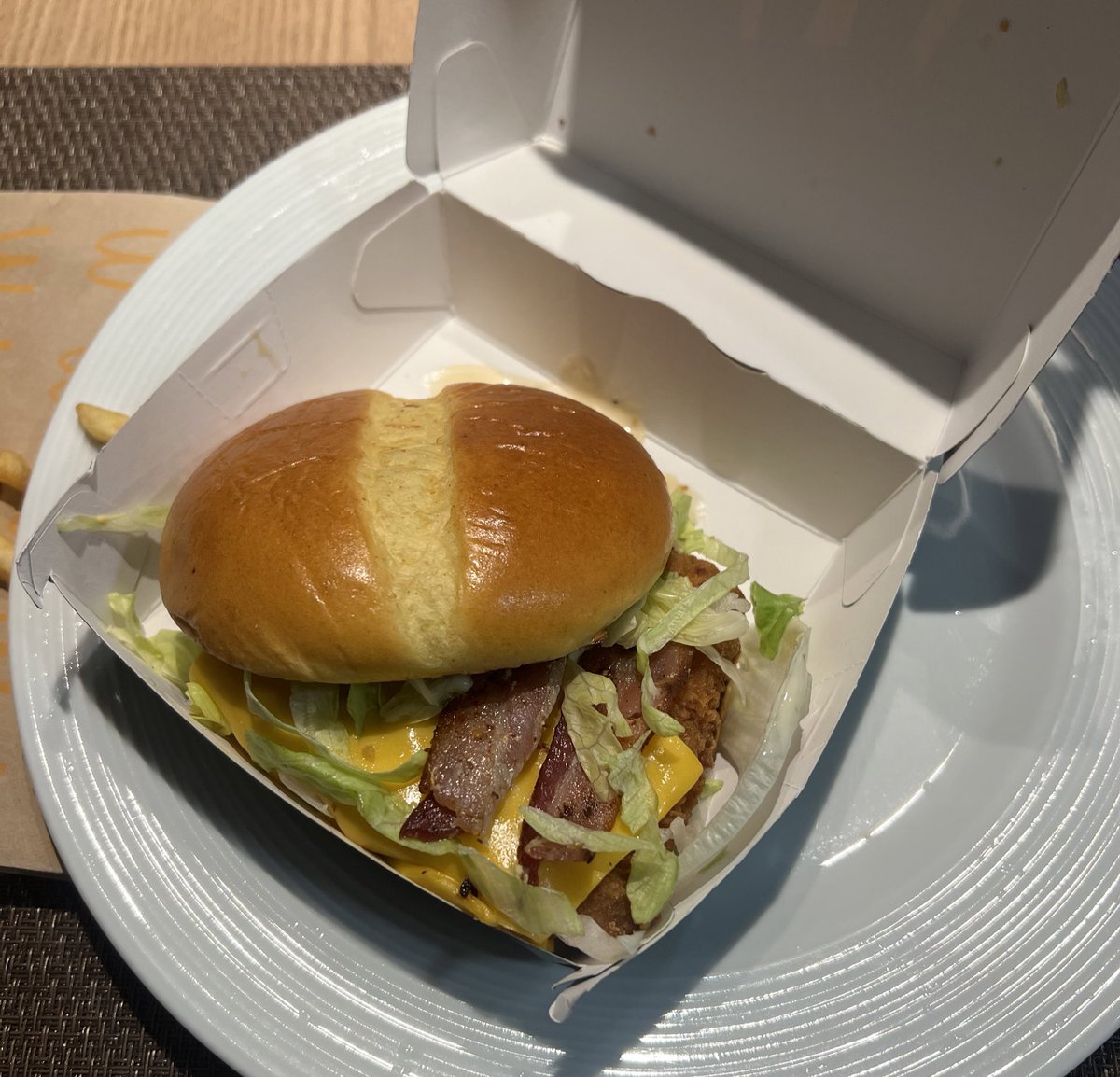 oops_laaa's tweet photo. Expectativa x Realidade 🤡🤡

@McDonalds_BR https://t.co/esB01xfkKN