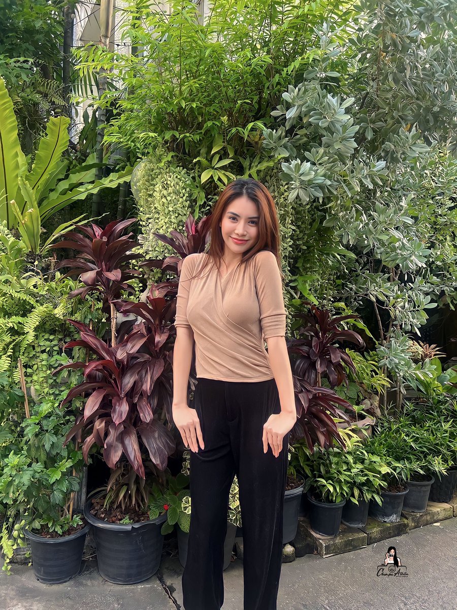 chompufanclub's tweet photo. วันหยุดไปไหนได้บ้าง ขอไปยืนข้างๆเธอได้ปะ??🤭😆
#ชมพูอทิตา 
#ชมพูเวียงพิงค์ 
#ChompuAthita https://t.co/KIeZUD8OpL