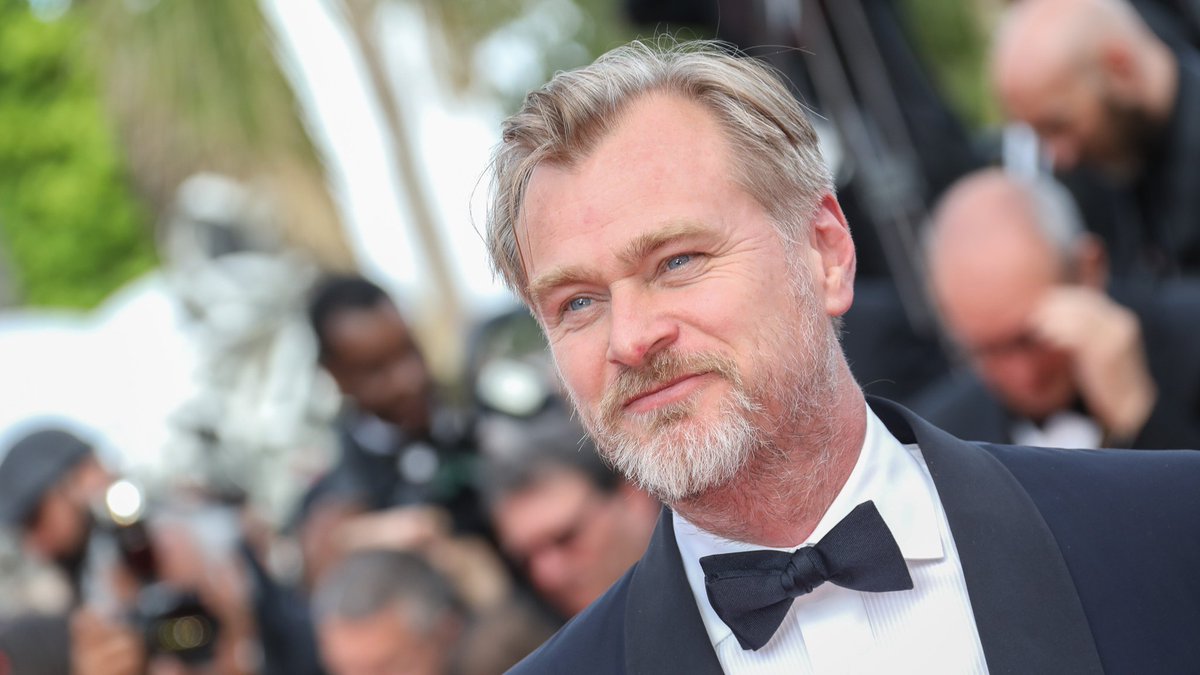 ElPare89's tweet photo. De estos 4 directores de cine que menciono aquí...
¿Cuál te gusta más?📝
🔵 Martin Scorsese
🔴 Steven Spielberg
🟢 Christopher Nolan
🟣 Taika Waititi https://t.co/VxTnI0ErYp