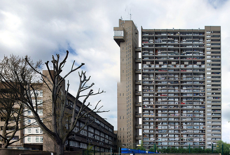 mpj42's tweet photo. @Culture_Crit I opine for #brutalism, of course https://t.co/OjX4HblXtG