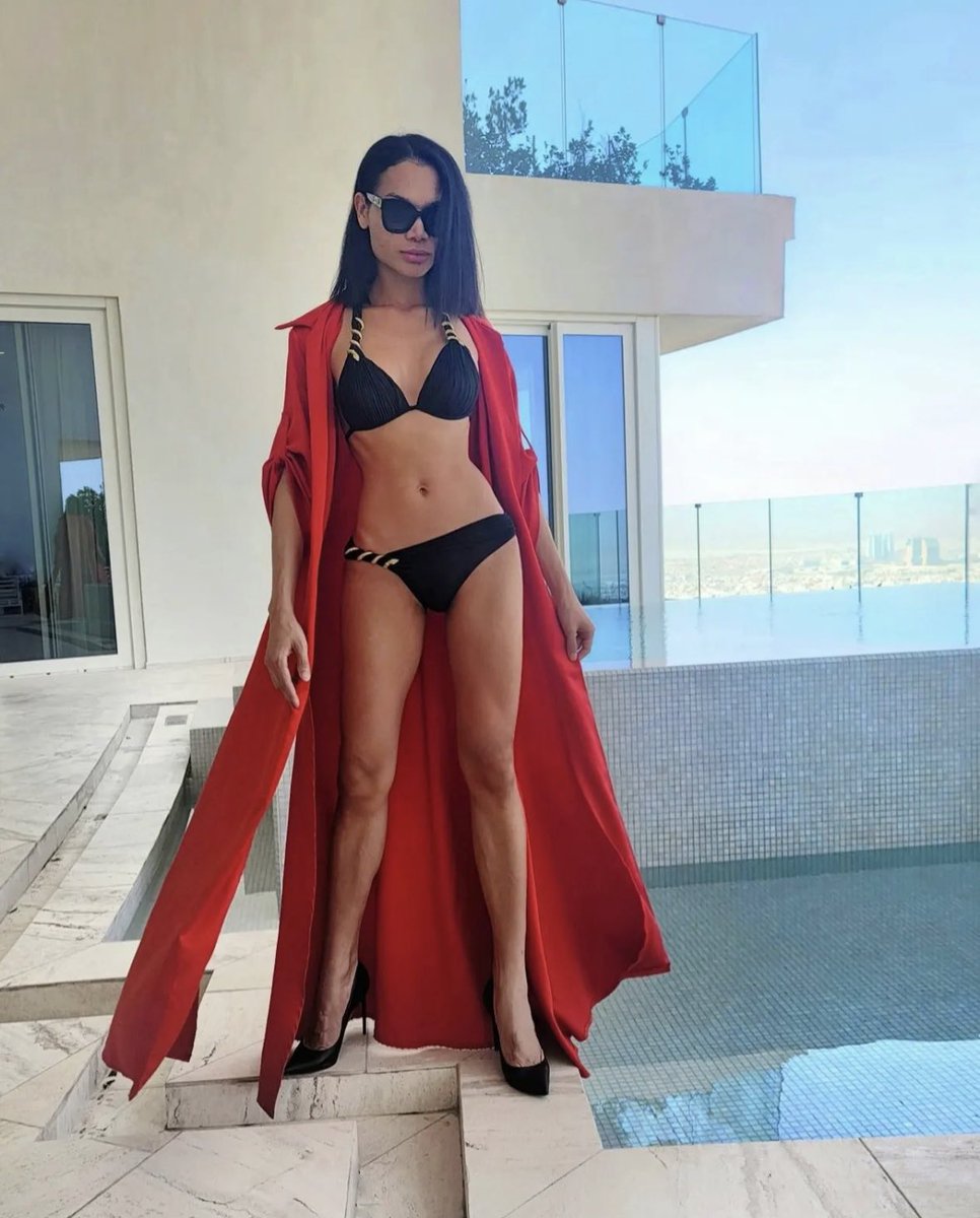 CheaterBrand's tweet image. Mimi is fucking fabulous. That is all. #ProjectRunwayAllStars #ProjectRunway