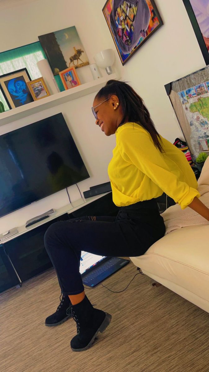 Chayoo26's tweet photo. Blessed 😇😻🤭 #Shenseea 🎧✅ https://t.co/9PIE9nvi6m