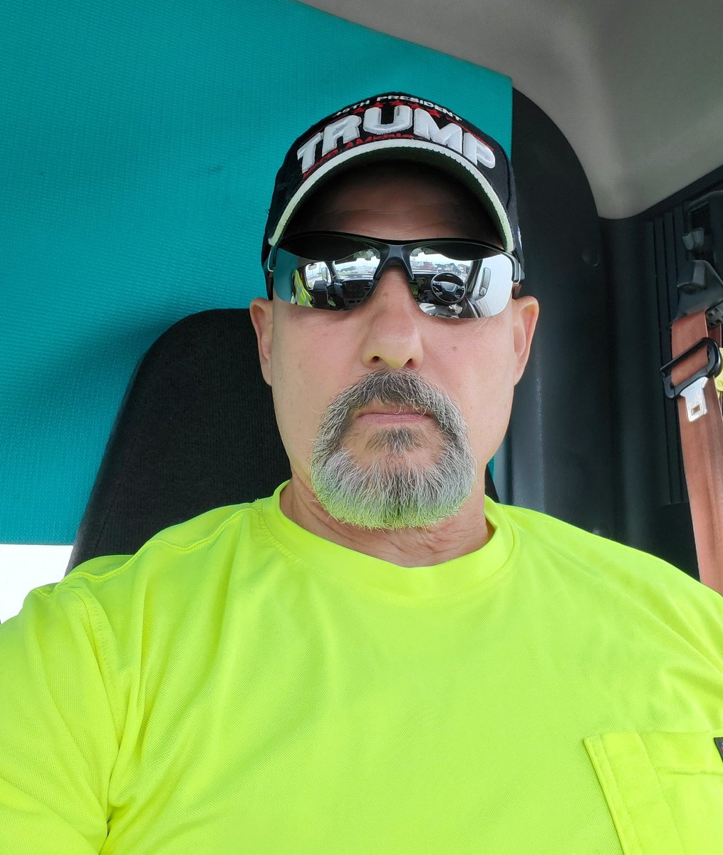 I'm at a Loves Truckstop in Lebanon, IN and went in to get some eats, i got so many compliments and thumbs 👍 up on my hat...just awesome, only Trump can get all the support of all these Truckers... fuck yeah 👊

TRUCKERS FOR TRUMP 👇 WHO'S WITH ME