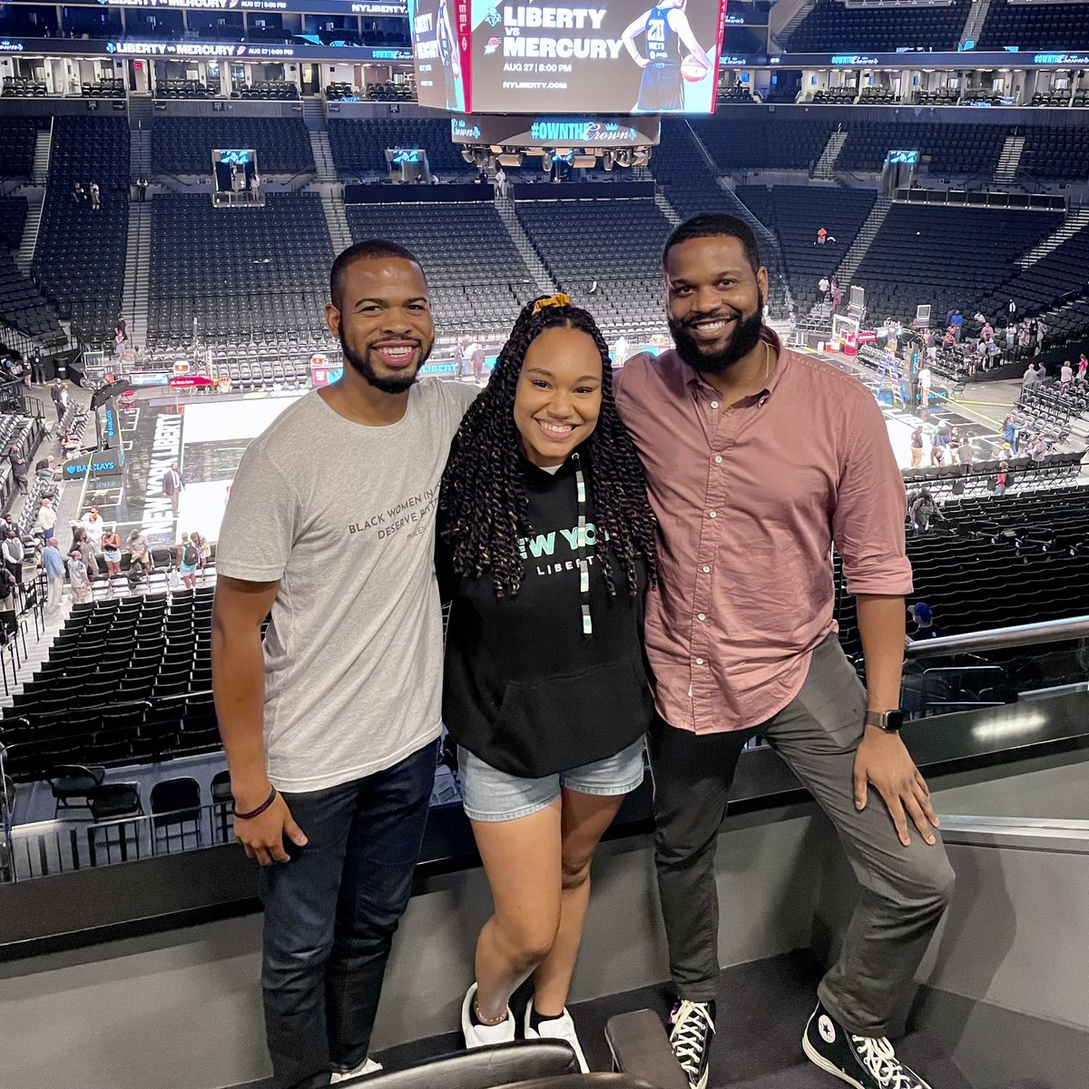 TrinityMonteiro's tweet photo. The End of an Era 🫶🏽

Today marks my last day working full time for @SEEN_community &amp; I'm feeling all the feels

Thank you to the entire SEEN community and most importantly thank you to @MelcolmRuffin and Tristan for the opportunity/dealing with me

Stay tuned for what’s next 👀 https://t.co/rrKFi8J88Y