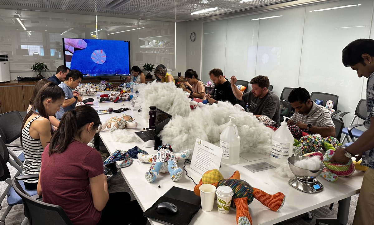 OvidRx's tweet image. We recently hosted our second #RAREBear event in Boston in support of @RARE_Science. Ovidians worked together to create 36 one-of-a-kind bears for one-of-a-kind kids living with #raredisease. We value opportunities like this to partner with the #rare community. 🧸